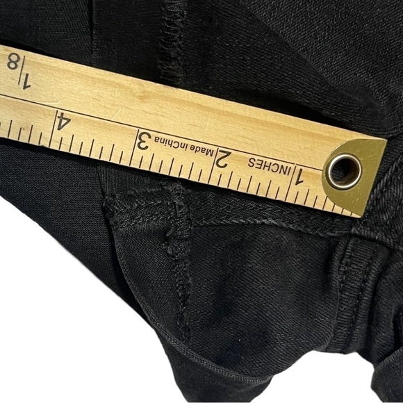 Hot Topic LoveSick Black High Waisted Jean Shorts Juniors Size 1 - Picture 14 of 16